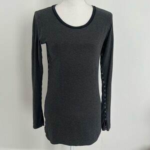 Lululemon Reversible Dark Gray/Black Long Sleeved  Cabin Tee with Thumb Holes